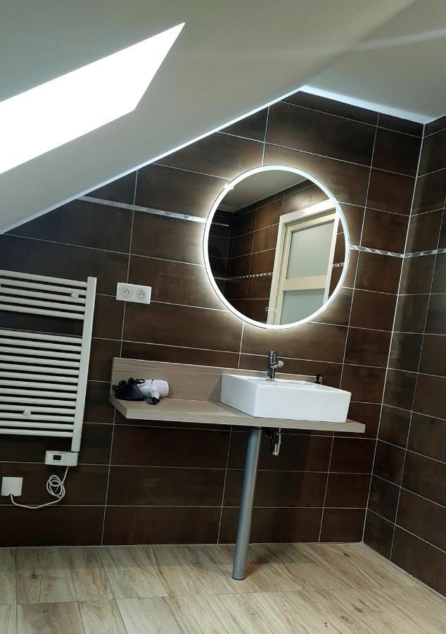 Le 4 Bed & Breakfast Montignac-Lascaux Ngoại thất bức ảnh